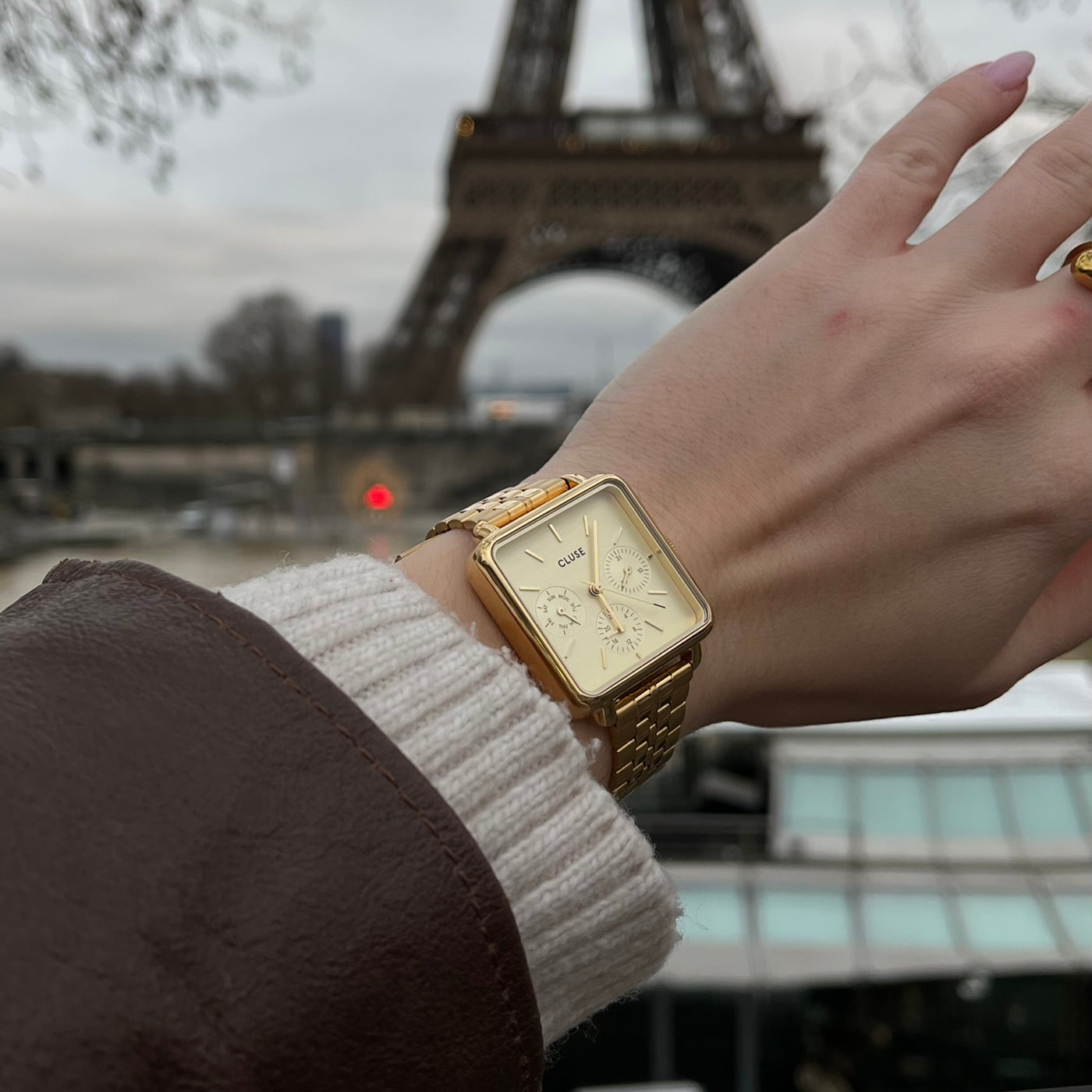 La Montre Multifonction Tétragone en Acier, Couleur Or Complet
