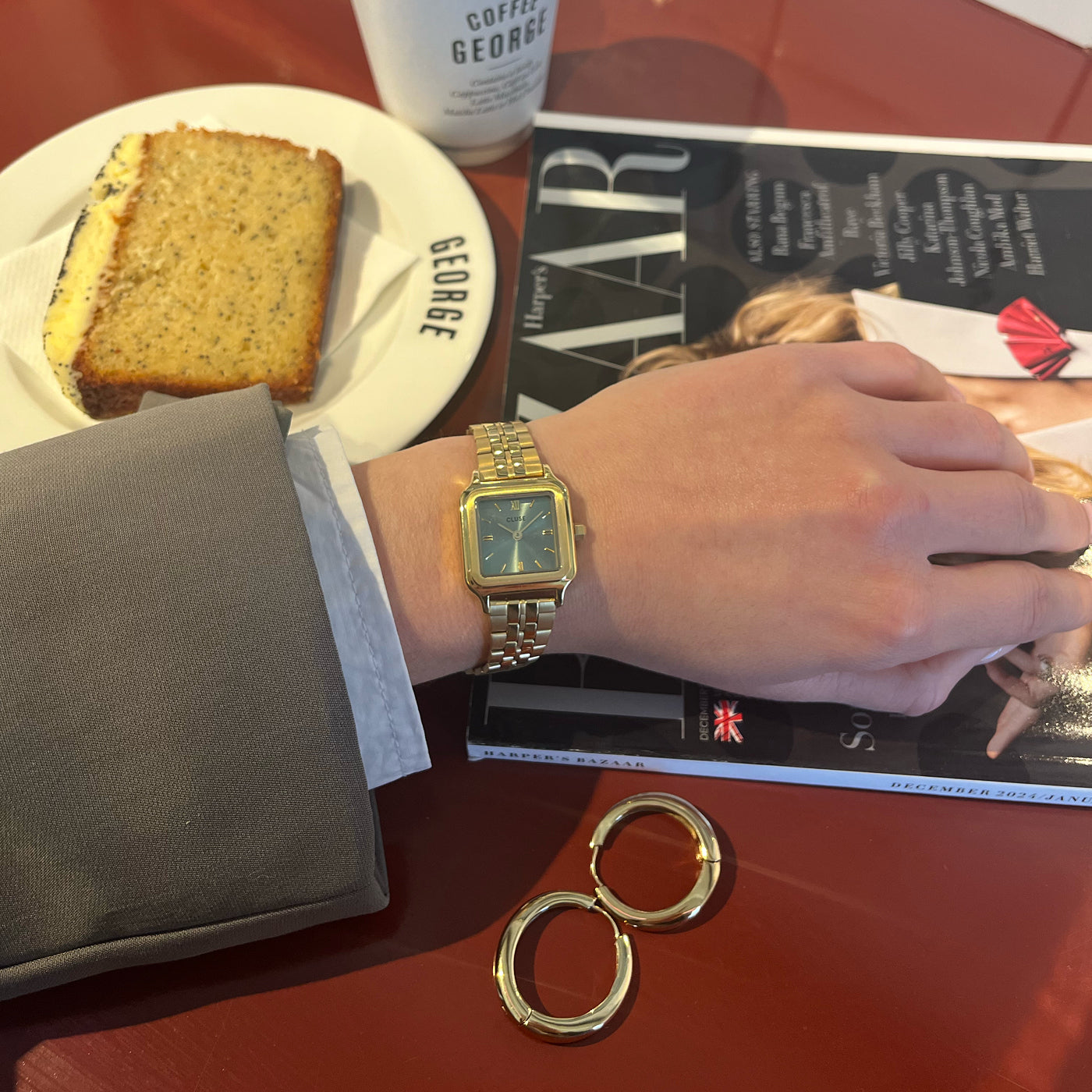 Montre Petite Gracieuse en Acier, Vert Sauge, Couleur Or