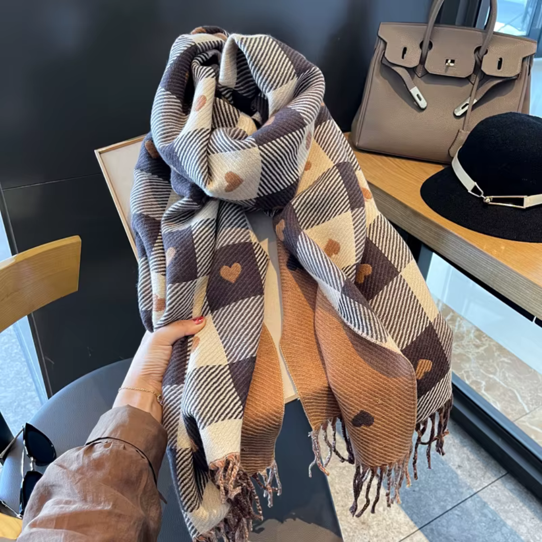 The Heartly Scarf