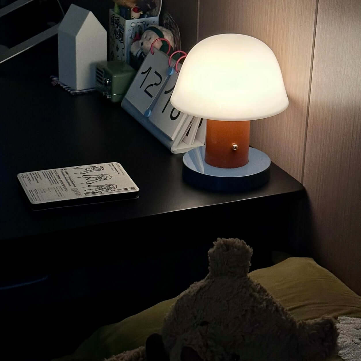 Lampe Champignon Sans Fil – Contrôle Tactile, 3 Modes de Couleur, Rechargeable