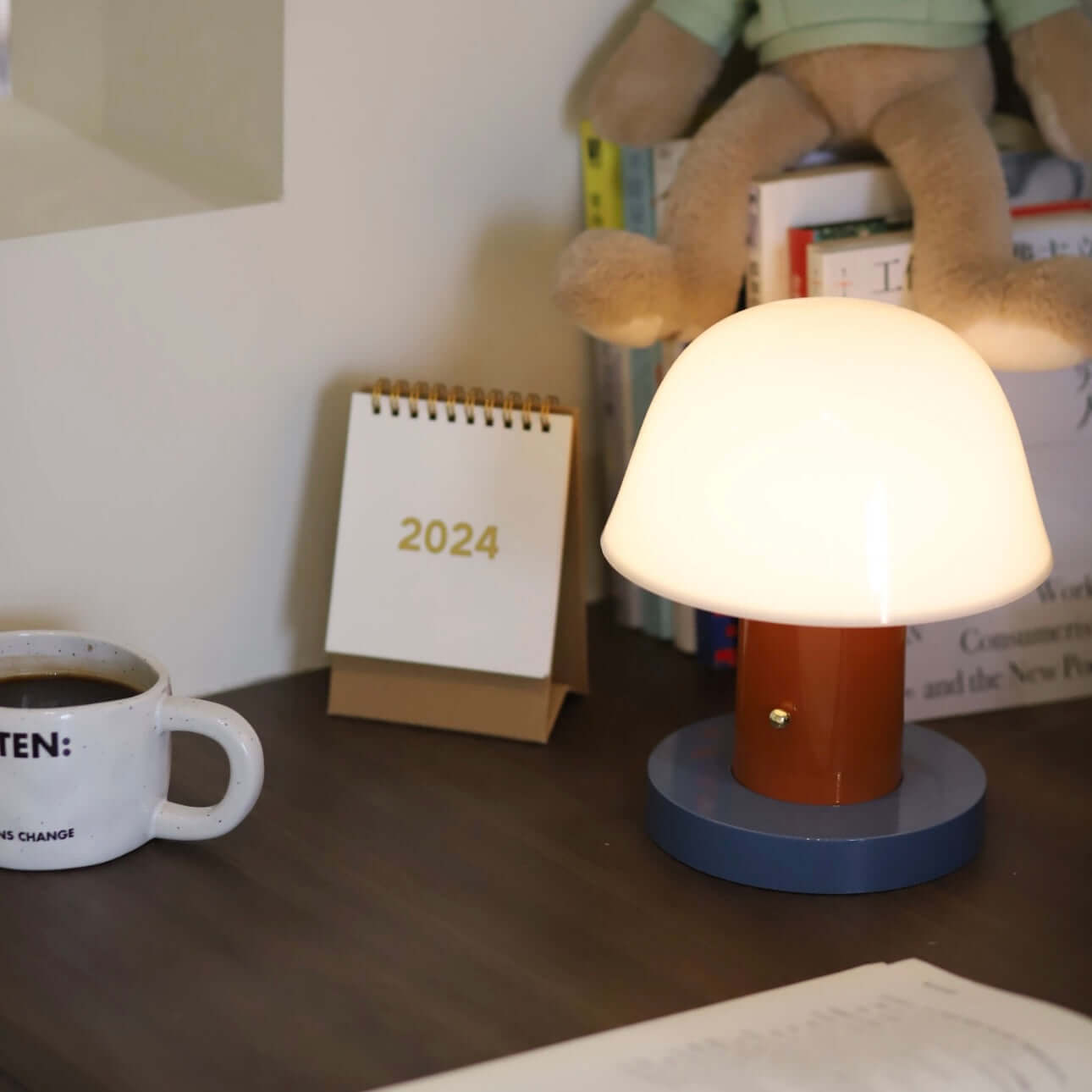 Lampe Champignon Sans Fil – Contrôle Tactile, 3 Modes de Couleur, Rechargeable