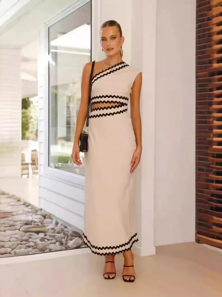 Santana | Elegant sleeveless dress