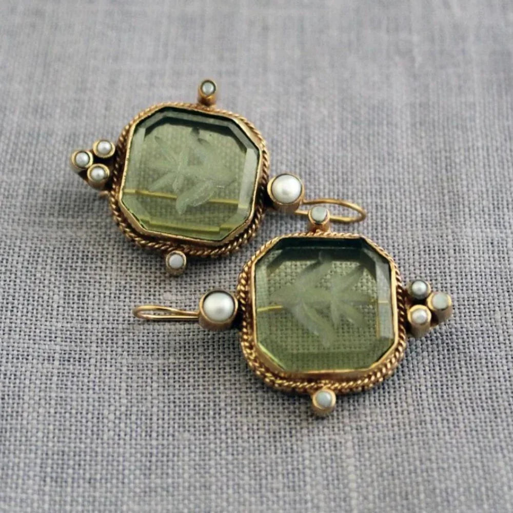 Boucles d'oreilles carrées vintage