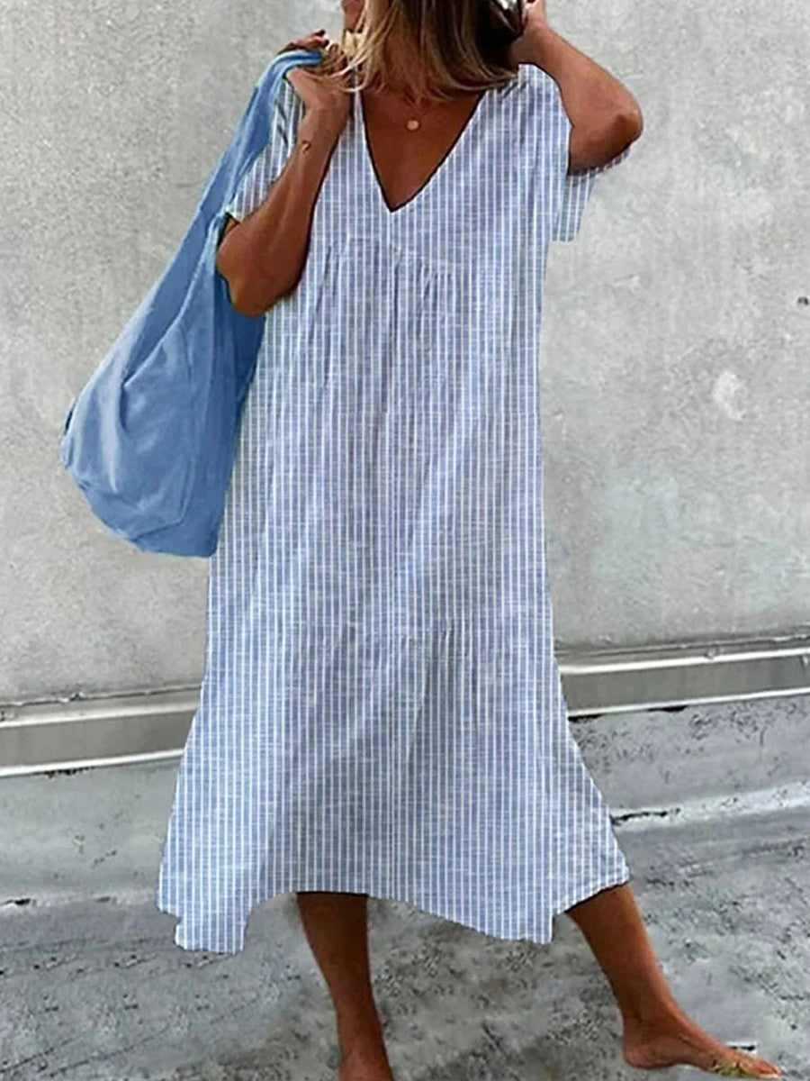 Monika™ - ROBE MIDI RAYÉE AVEC SILHOUETTE ÉLÉGANTE