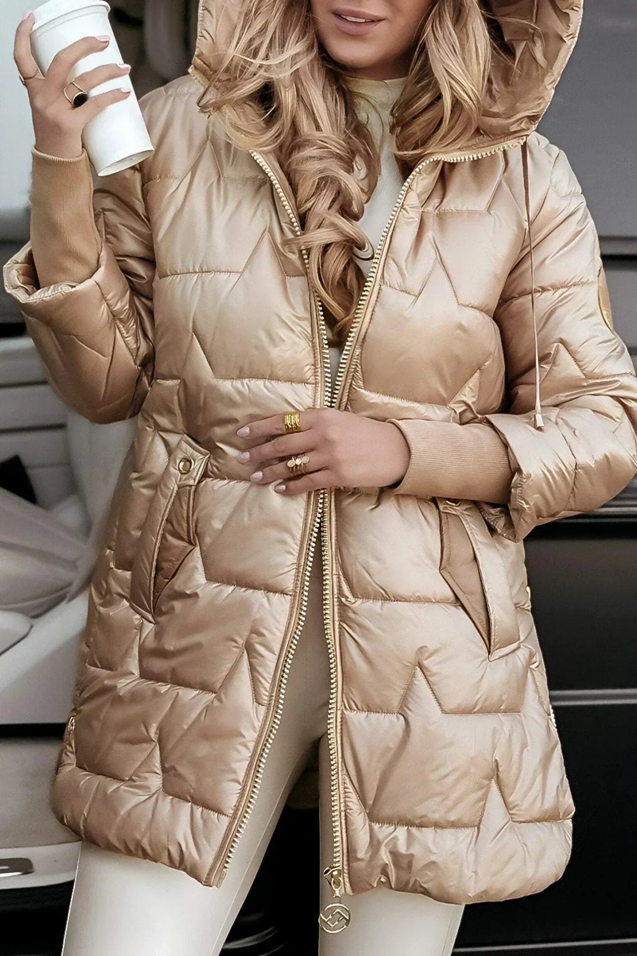 Savrani | Elegant Winter Coat with Hood and Padding