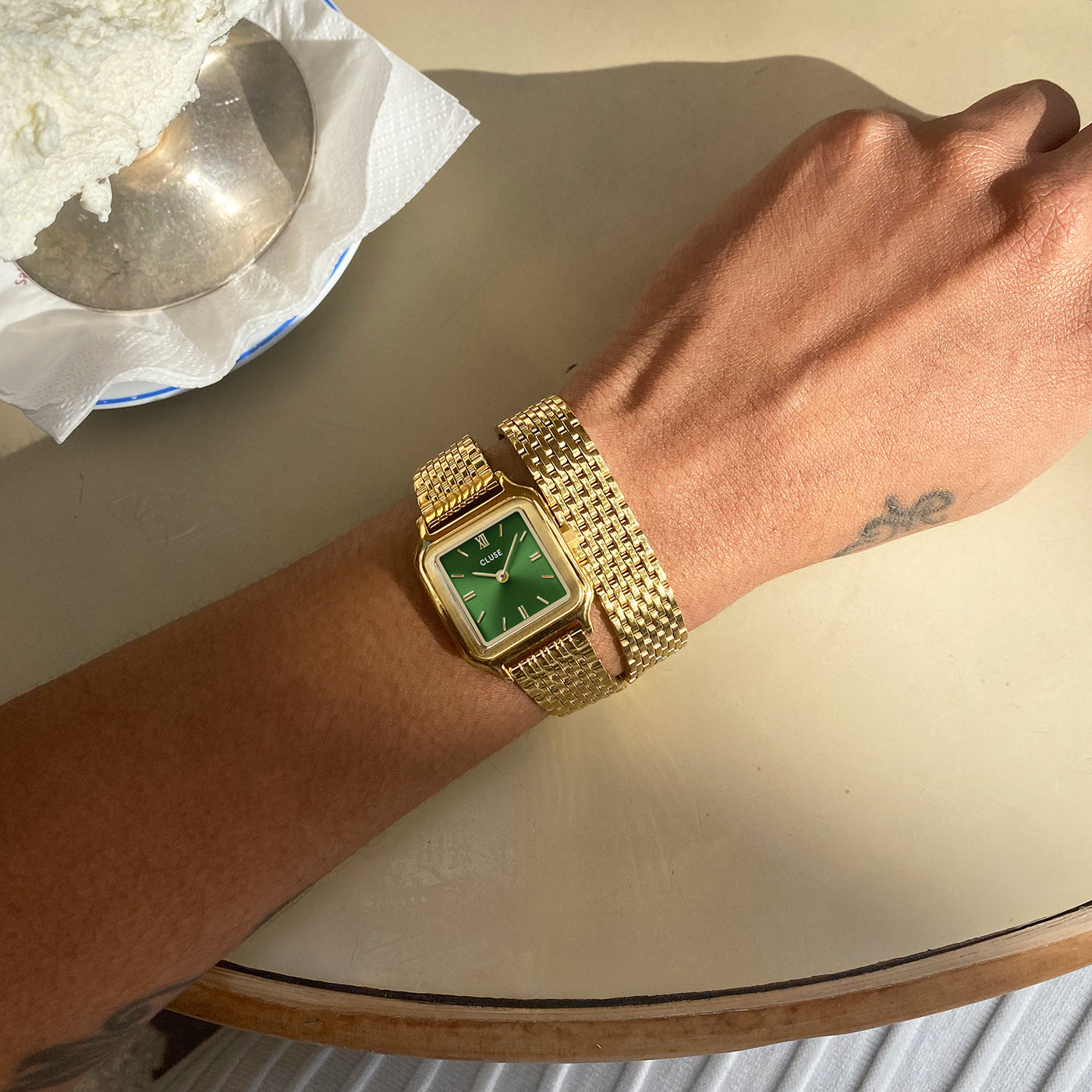 Montre Gracieuse Petite Double Acier, Vert Forêt, Couleur Or