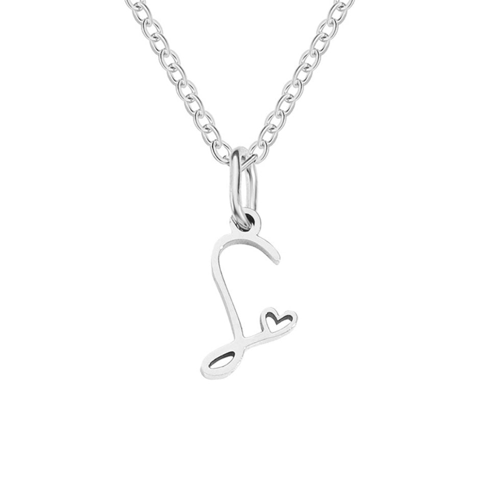 Collier en argent en forme de cœur avec initiale
