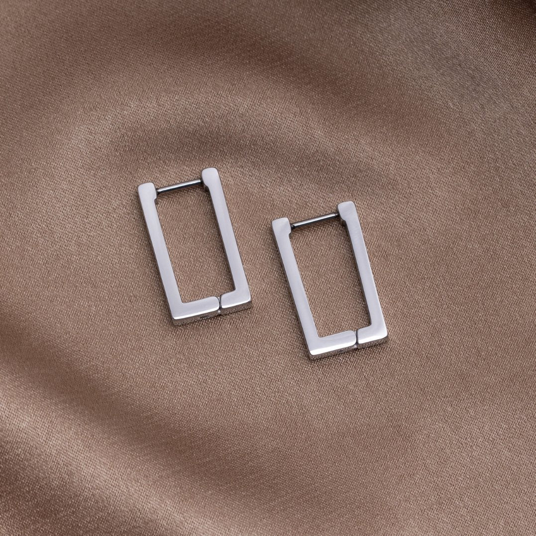 Boucles d'oreilles créoles rectangulaires en argent