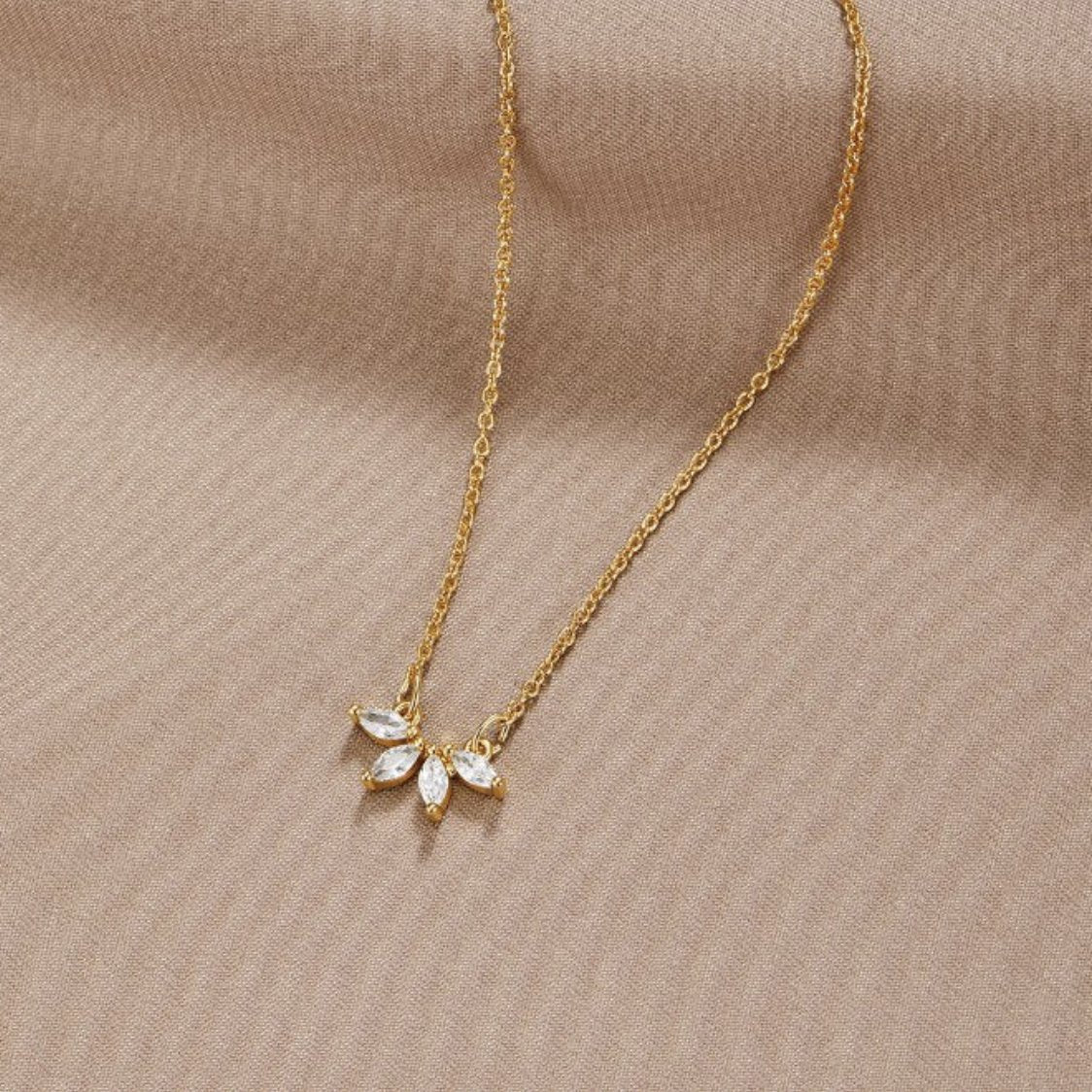 Collier en Cristal Feuille Omelia