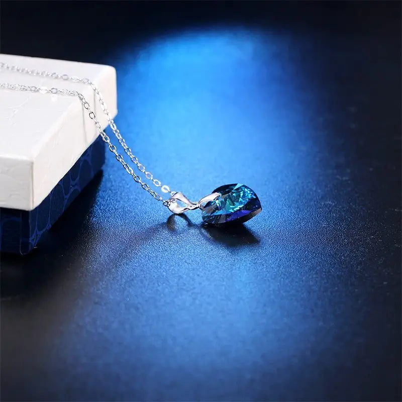 Elowen Thalira Jewelry Set