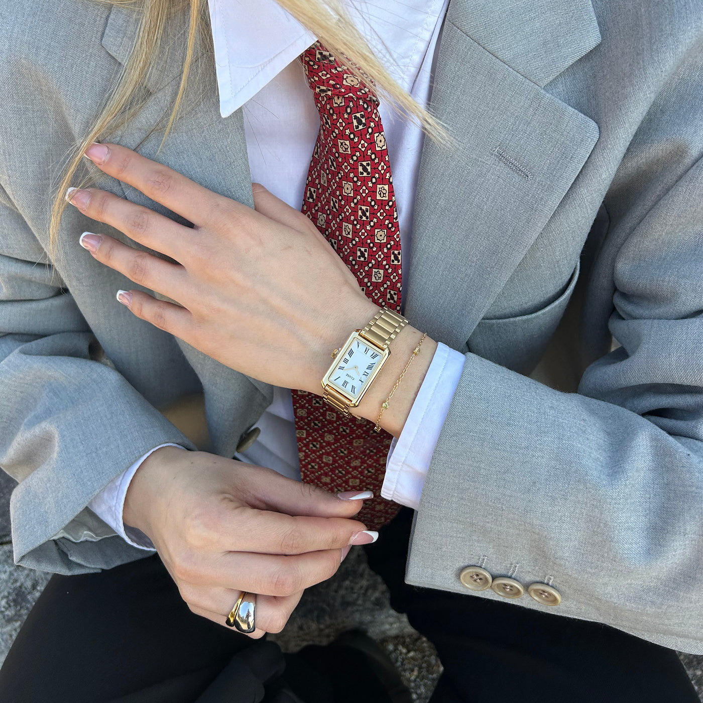 Montre Belisenna en acier, couleur blanche et dorée