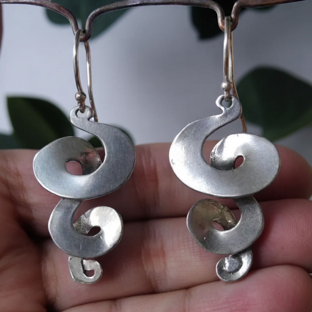 Boucles d'oreilles spirales vintage en argent
