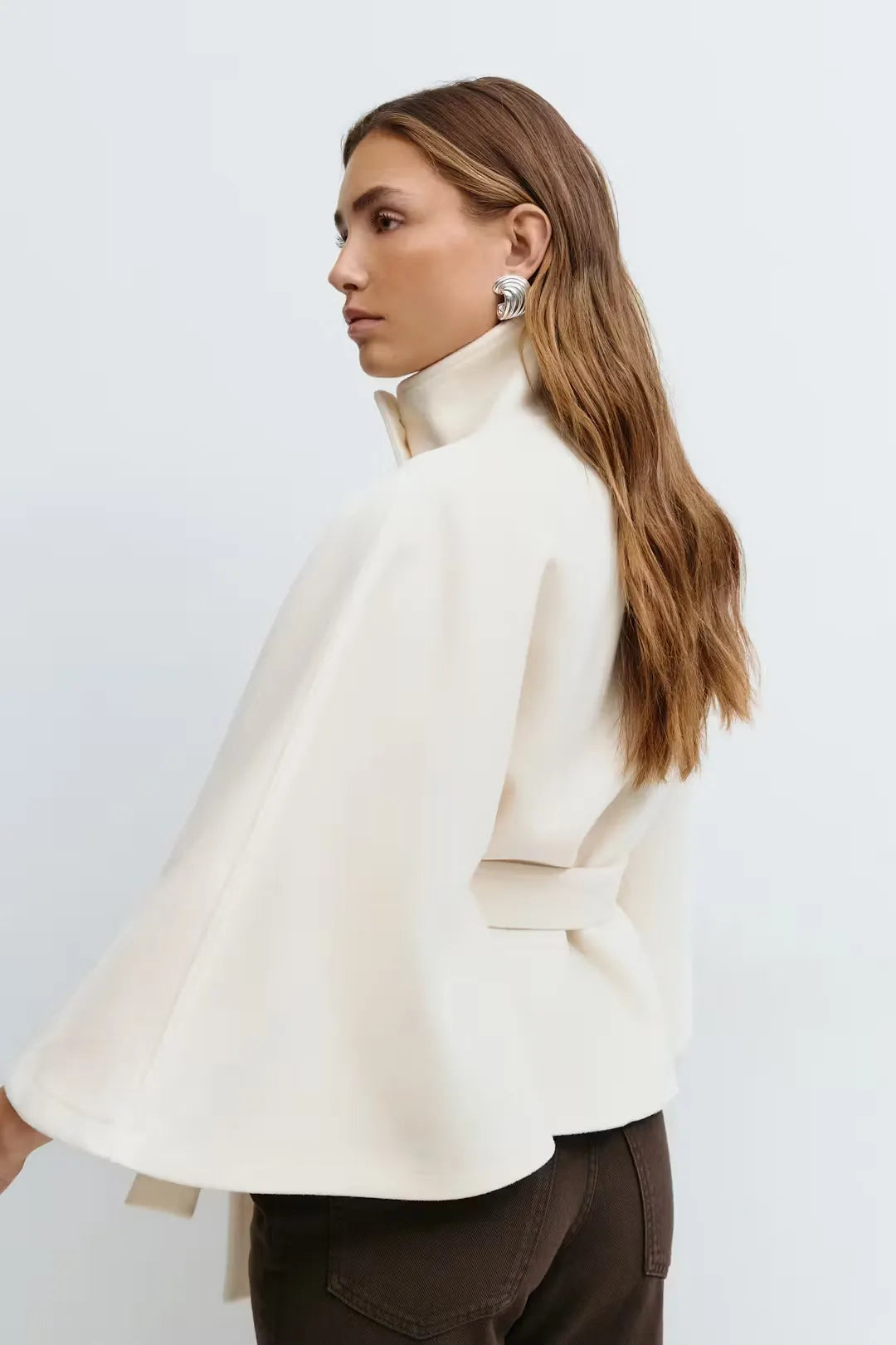 Elsie | Manteau moderne avec ceinture