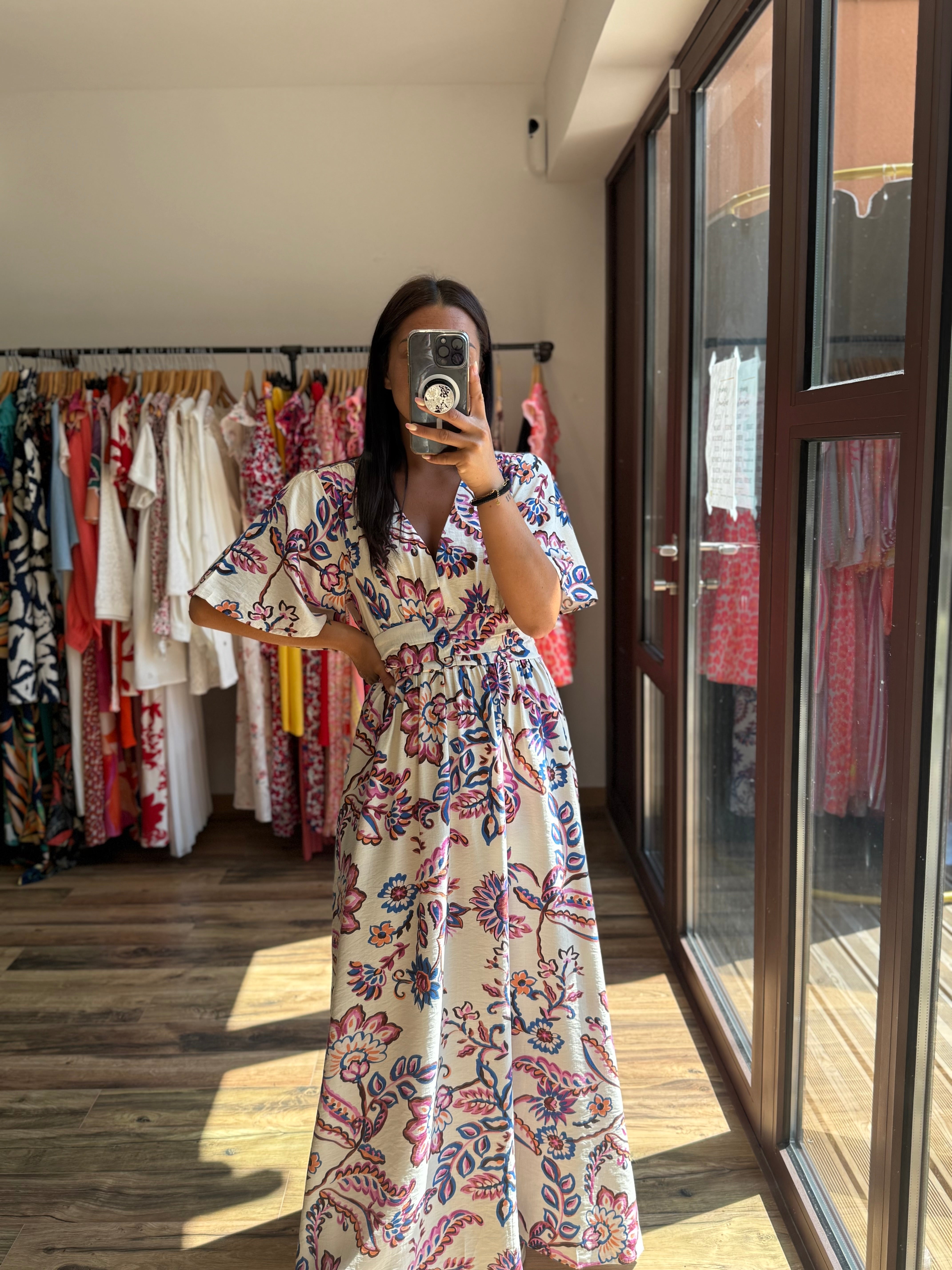 Xia™ - ROBE LONGUE FLUIDE AVEC SILHOUETTE ÉLÉGANTE