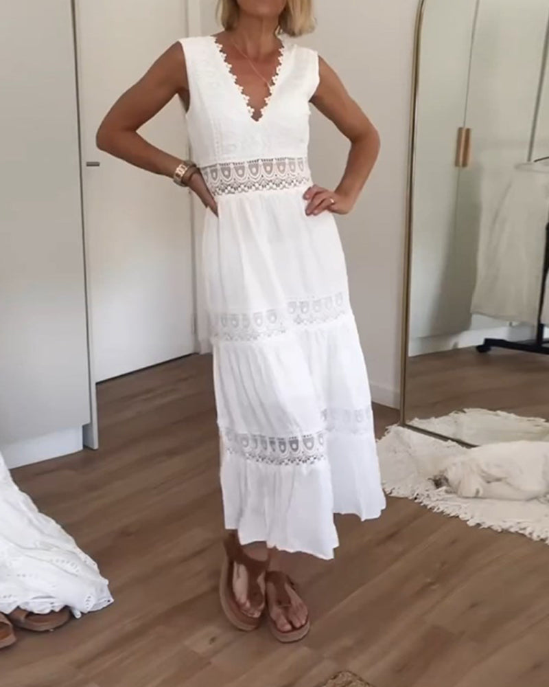 Kim™ - ROBE EN DENTELLE AVEC COL EN V