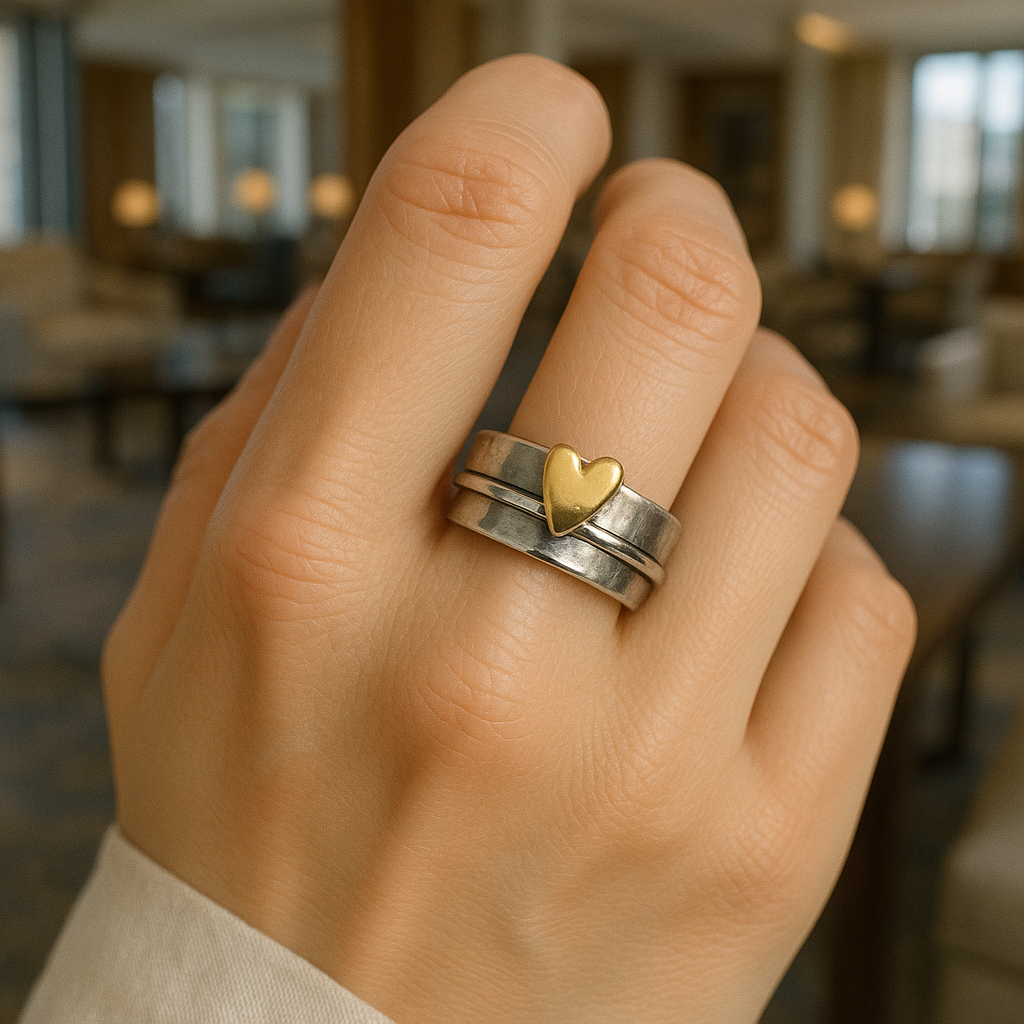 Mely – Bague en argent avec cœur doré