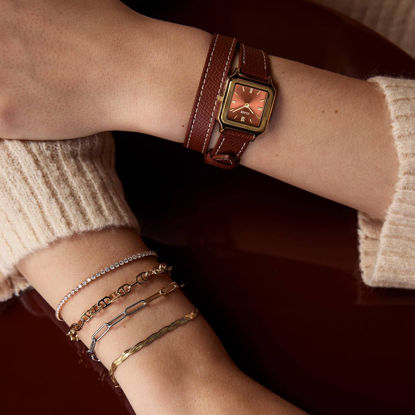 Gracieuse Petite Montre Double Cuir, Coquille, Couleur Or