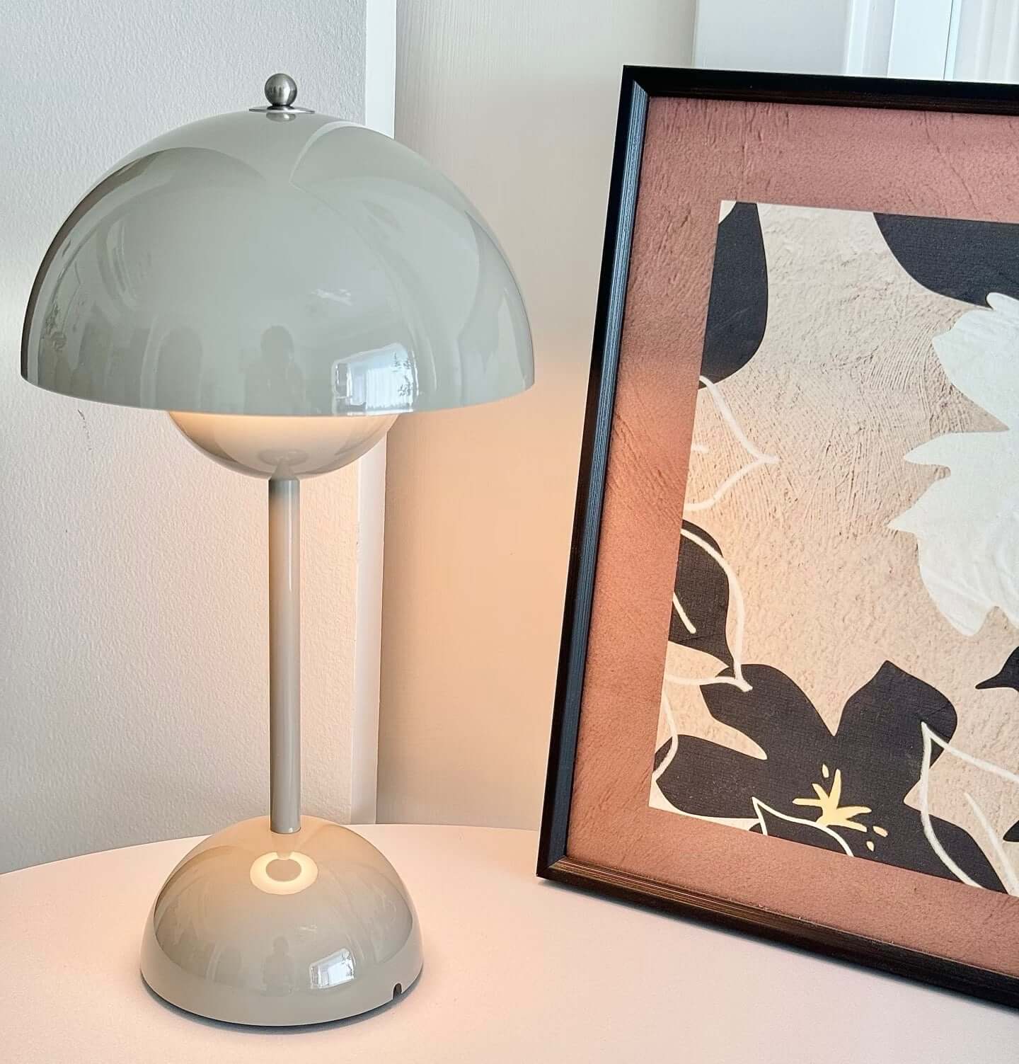 Lampe de Table LED Touch – 3 Modes de Lumière, Rechargeable et Compacte