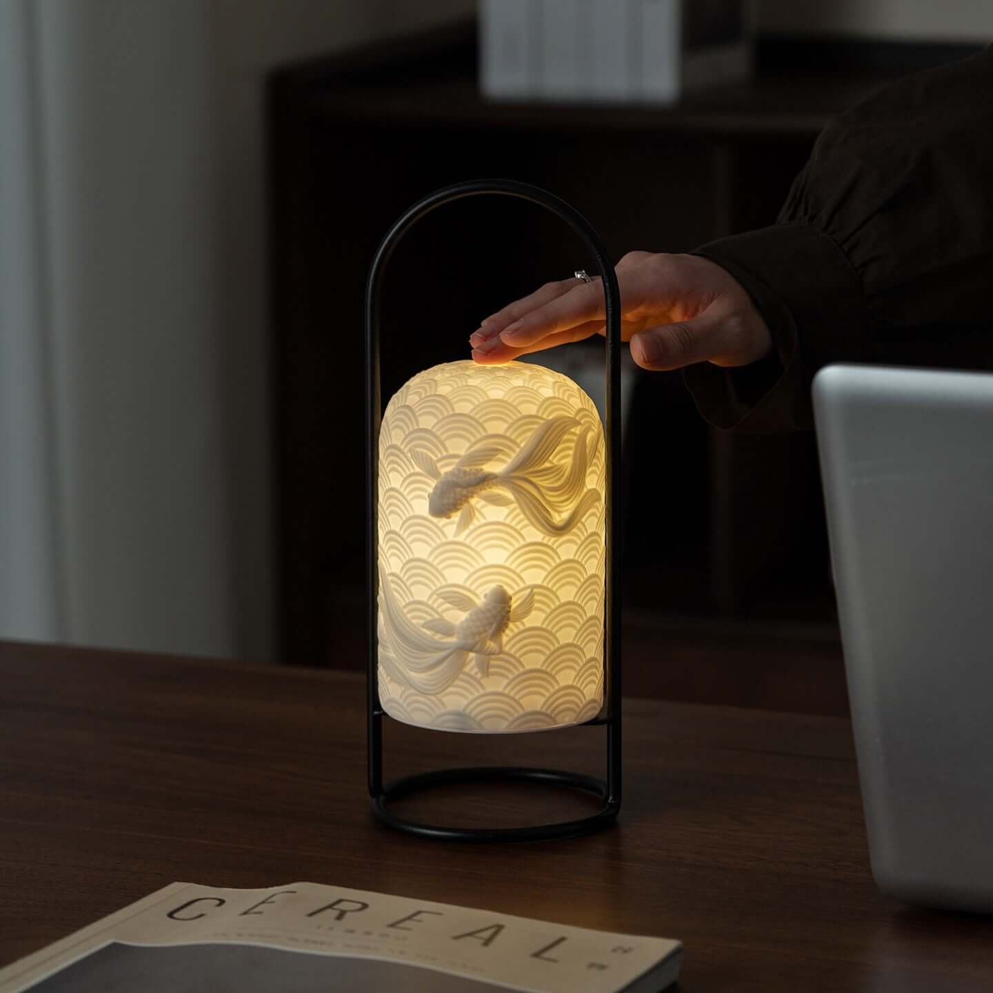 Lampe en Céramique Poisson Rouge – Lampe de Table LED Rechargeable Tactile