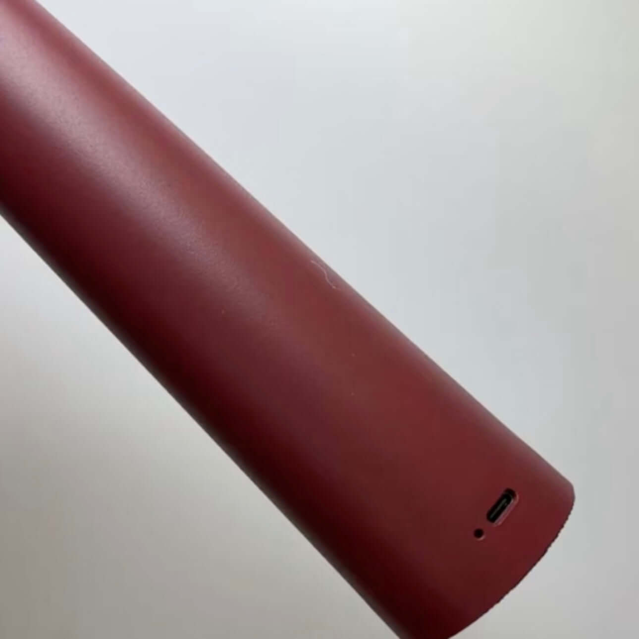 Lampe de Bureau LED à Contrôle Tactile – Rechargeable, Ajustable, Amie des Yeux