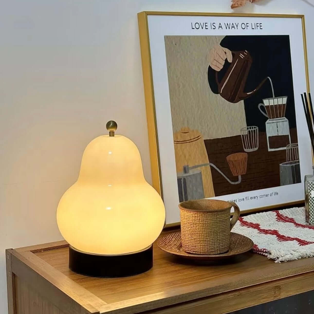 Lampe de Nuit Vintage Poire Française – Lampe de Chevet LED Rechargeable avec Abat-jour en Verre Crème