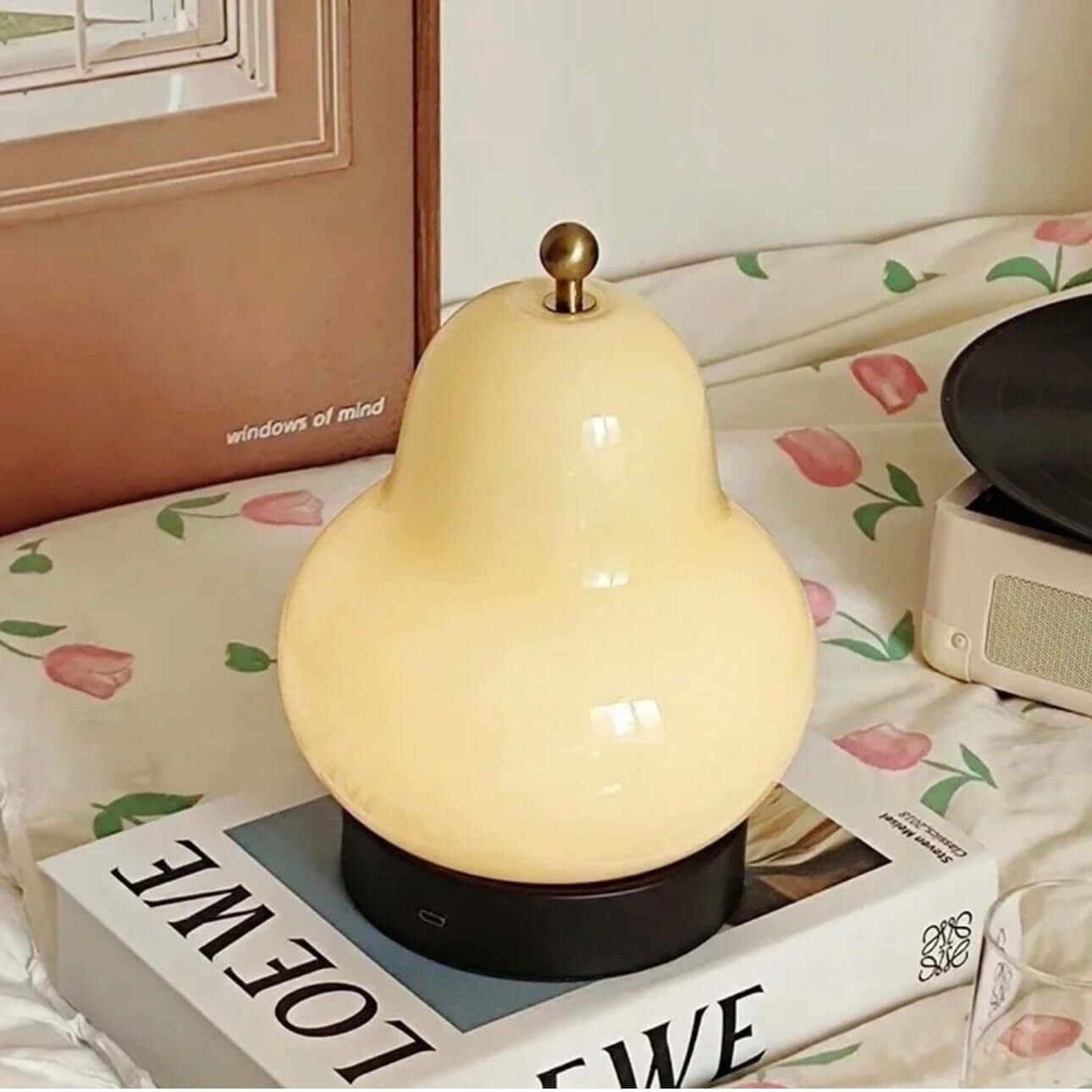 Lampe de Nuit Vintage Poire Française – Lampe de Chevet LED Rechargeable avec Abat-jour en Verre Crème