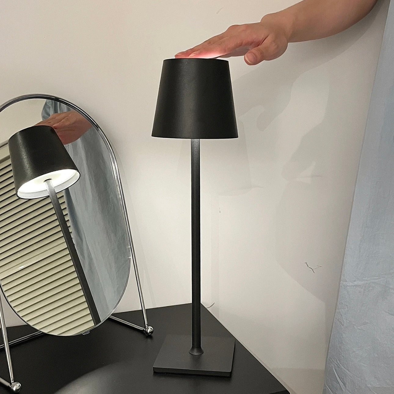 Lampe de Table LED Lumiosa Pro – Lumière Douce et Amie des Yeux