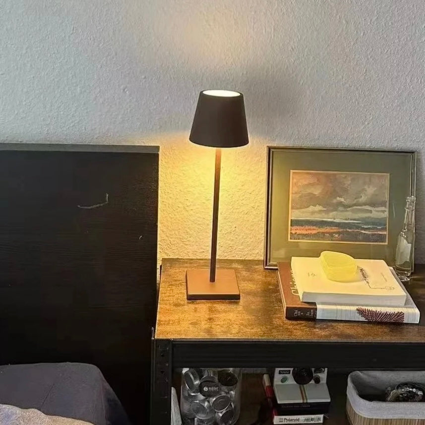 Lampe de Table LED Lumiosa Pro – Lumière Douce et Amie des Yeux