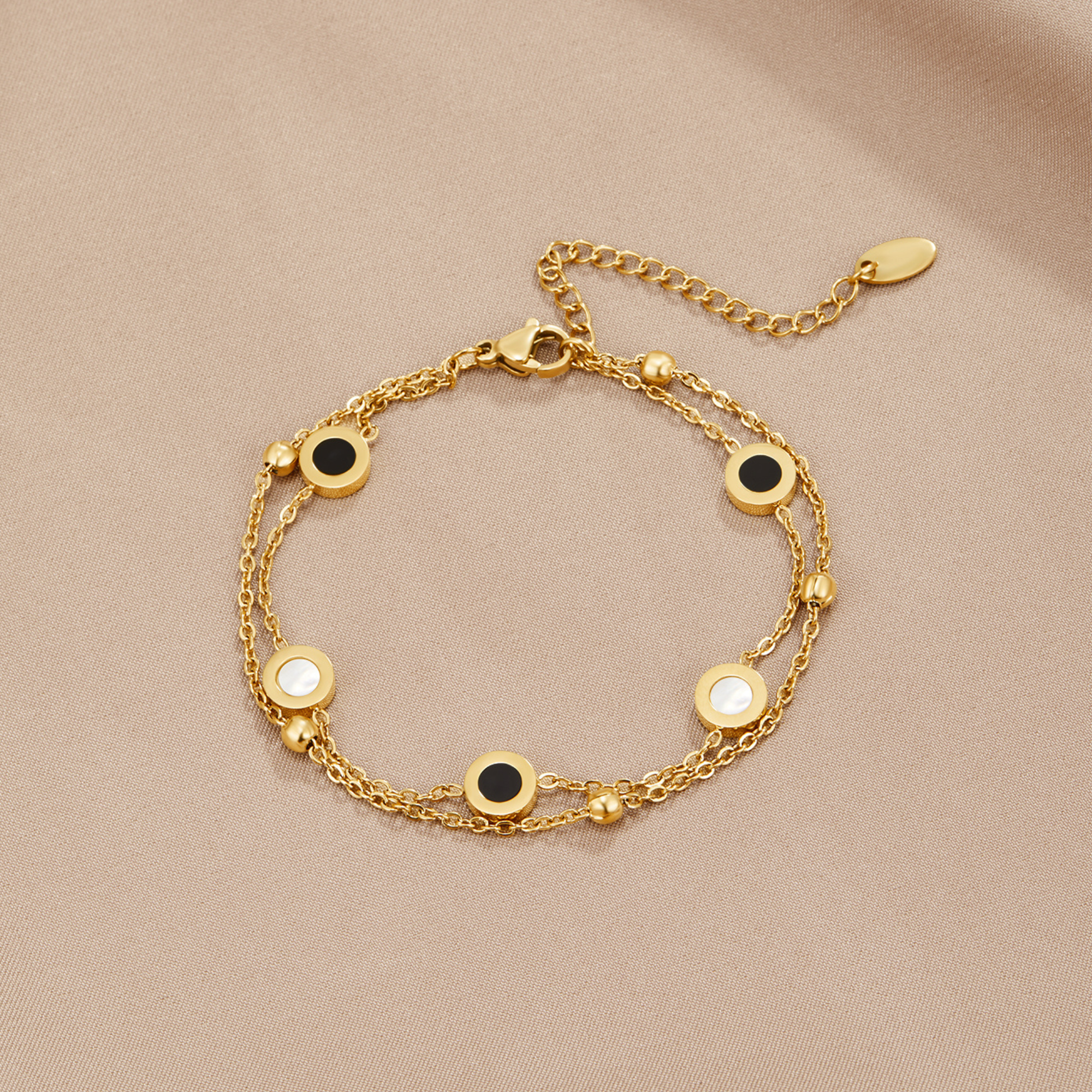 Bracelet en Onyx et Pierre Blanche