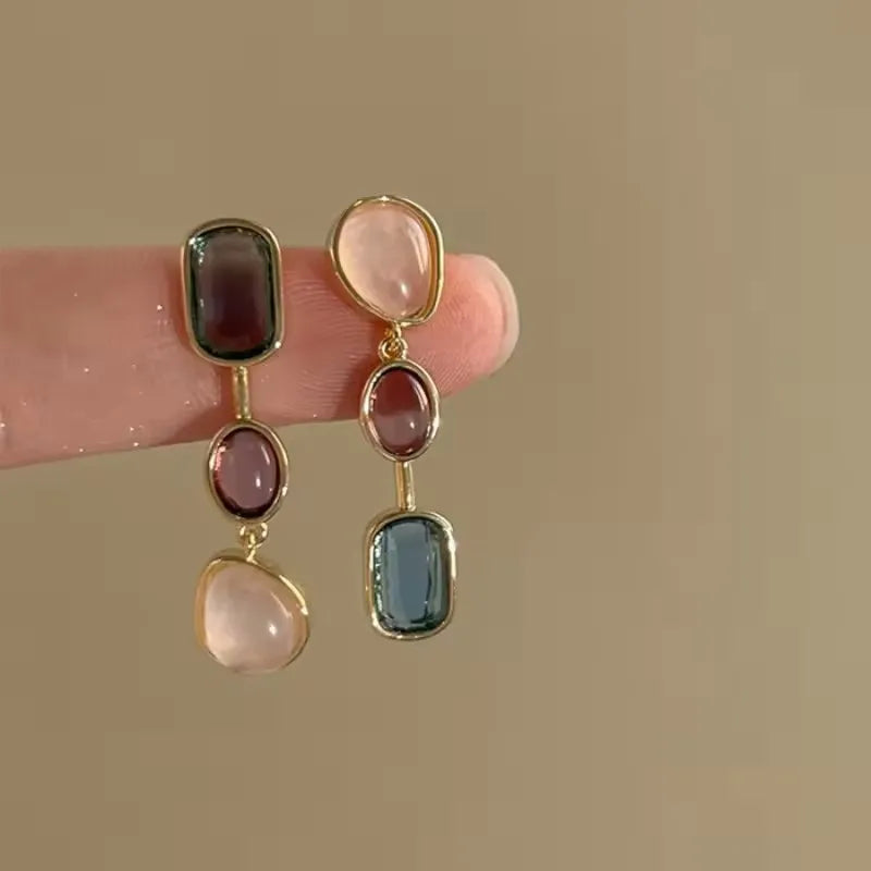 Boucles d'oreilles colorées asymétriques