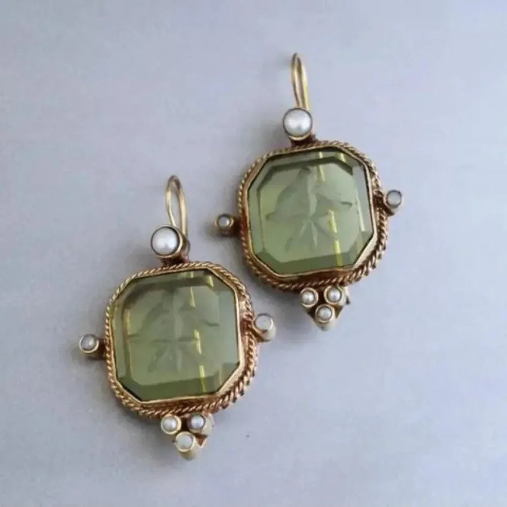 Boucles d'oreilles carrées vintage