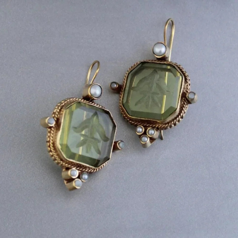 Boucles d'oreilles carrées vintage
