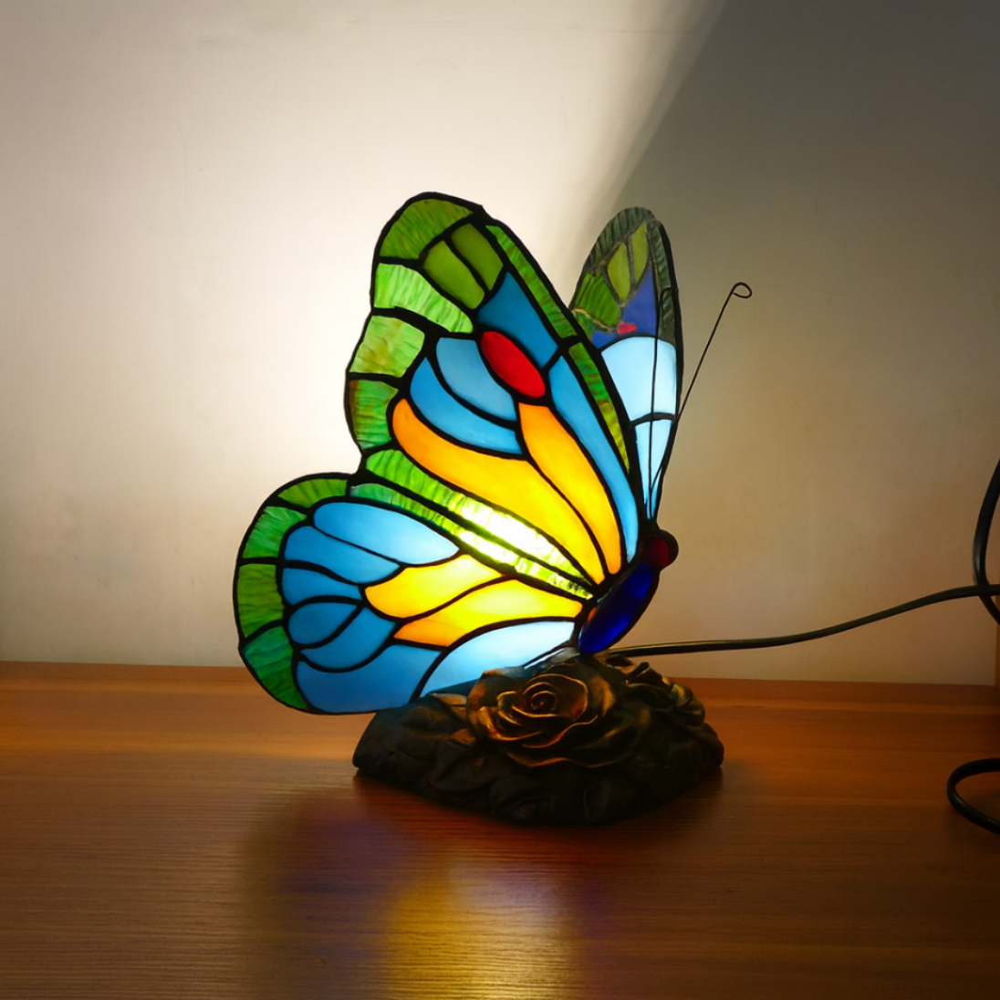 Lampe Papillon Bleu en Verre Sculpte