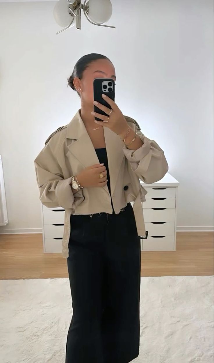 CITY SLEEK | TRENCH COAT URBAIN