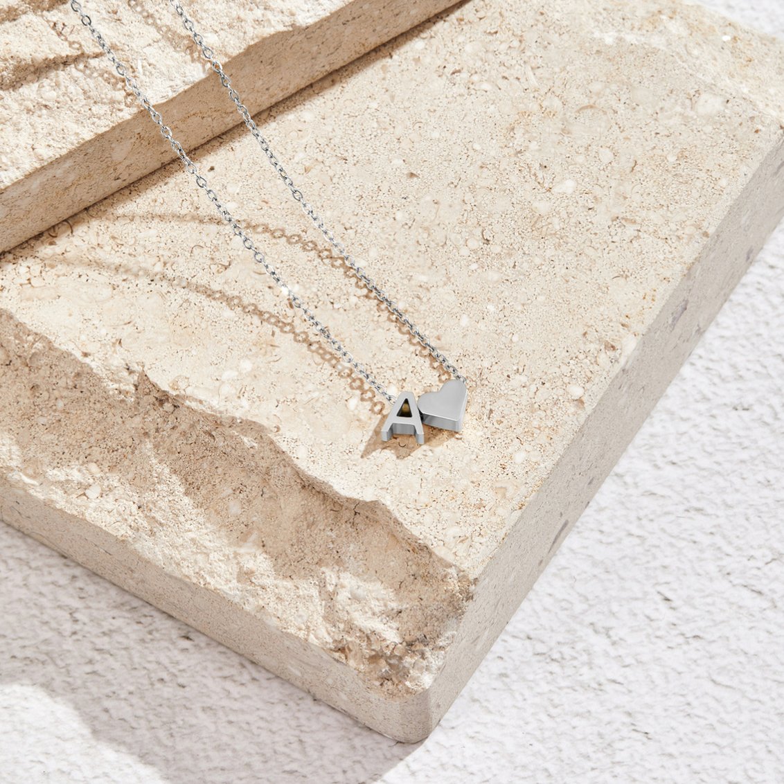 Collier en Argent 'Amour Éternel' avec Initiale