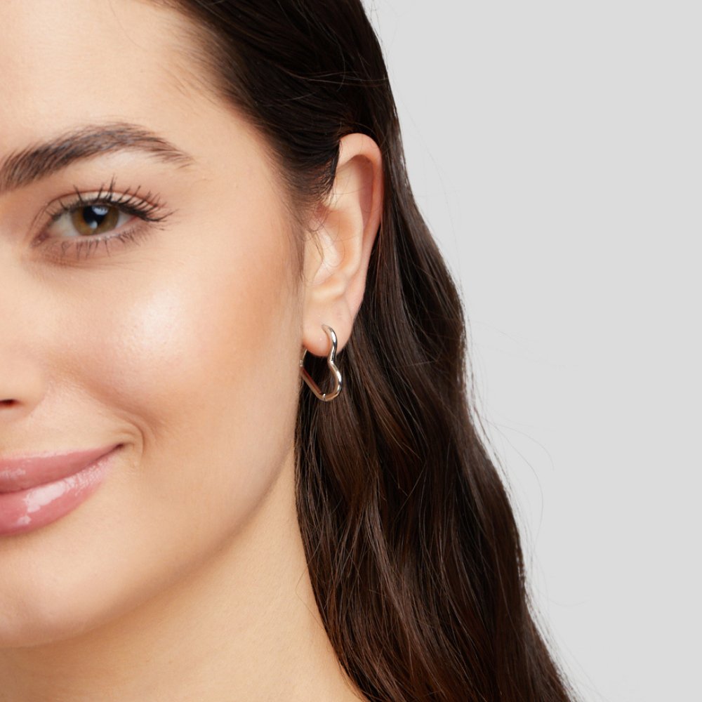 Boucles d'oreilles en argent en design cœur