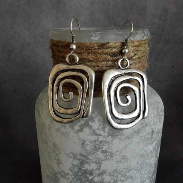 Boucles d'oreilles en argent spiral vintage