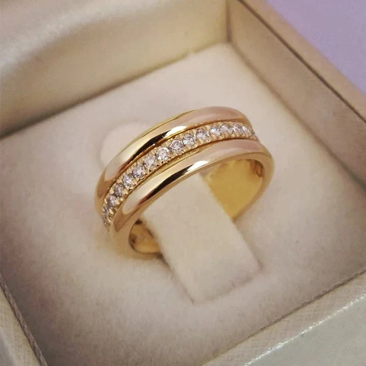 Sara - Vintage Zirconia Inlaid Ring