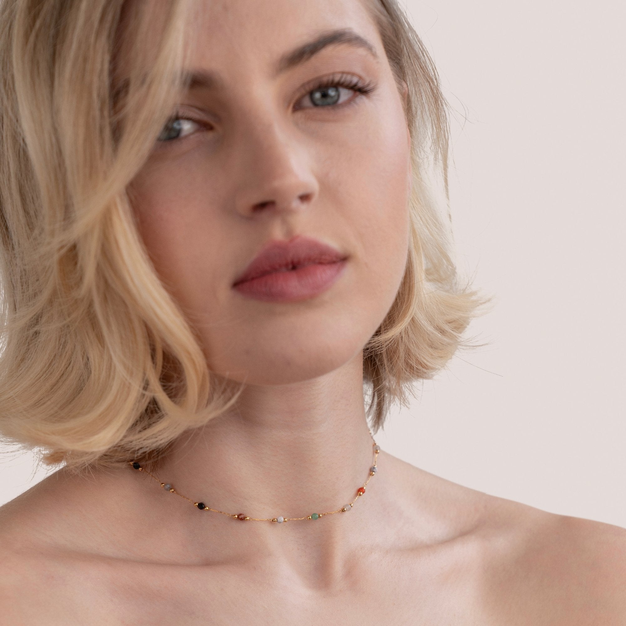 Collier en Pierre Luly