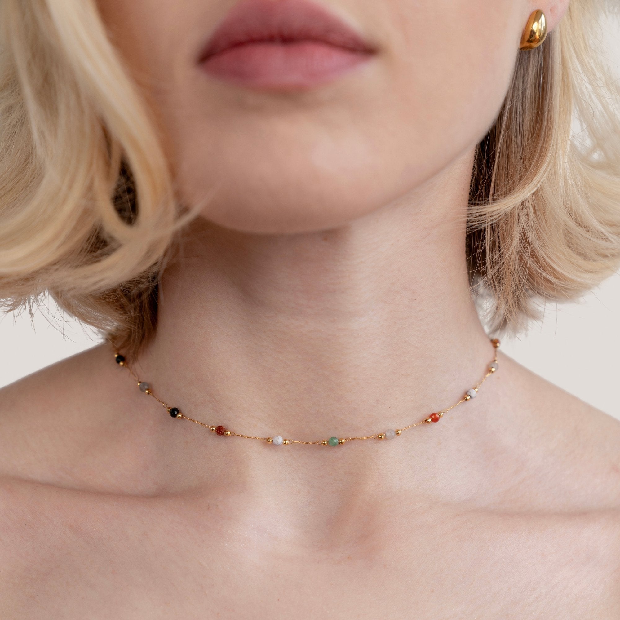 Collier en Pierre Luly
