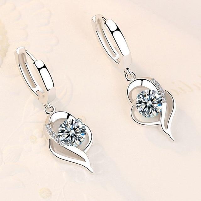 Boucles d'oreilles florales avec zirconia