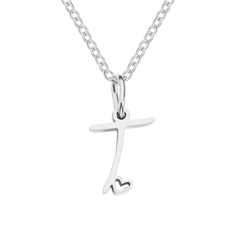 Collier en argent en forme de cœur avec initiale