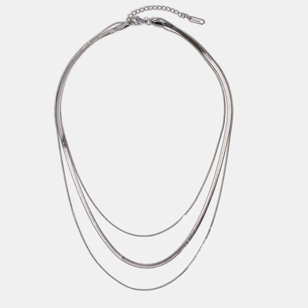 Collier en Chaîne Multi-Couches Argenté