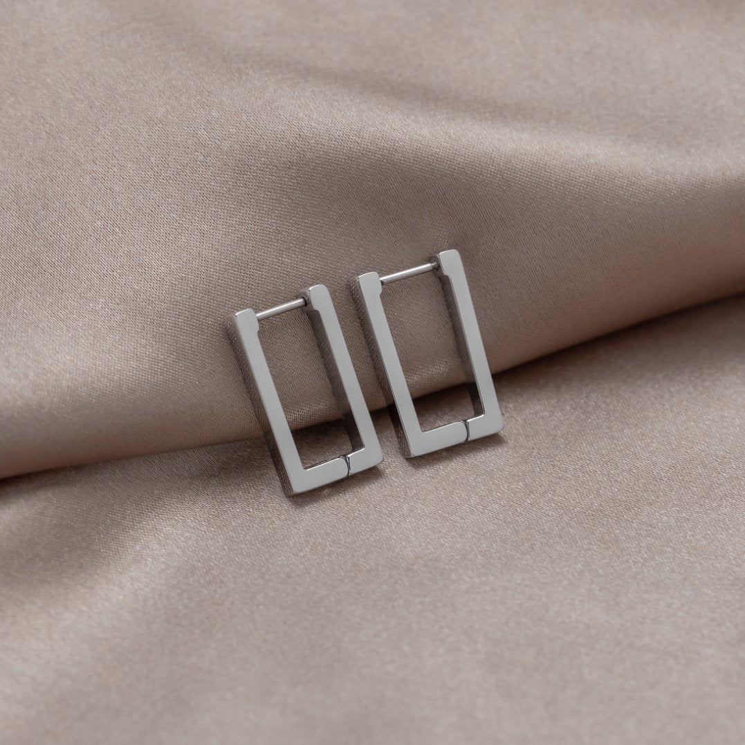 Boucles d'oreilles créoles rectangulaires en argent